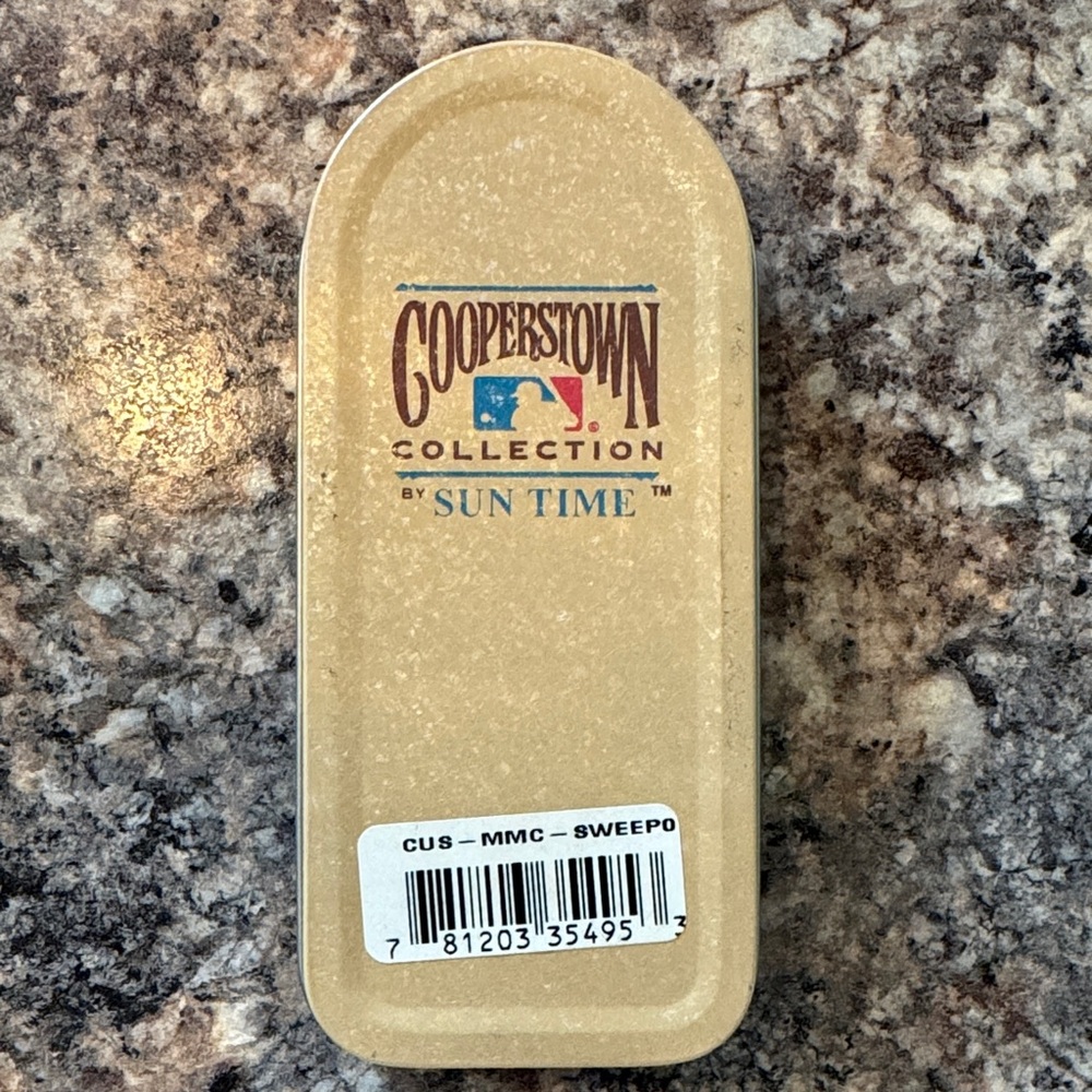 Mark McGwire St. Louis Cardinals 70 Home Runs Commemorative Cooperstown WatchNEW - Picture 5 of 5